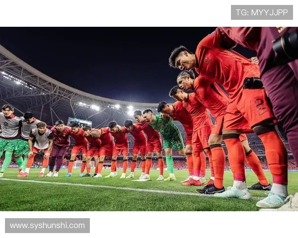 中国男足力克强敌挺进世界杯亚洲区决赛圈掀起全国足球热潮 中国男足力克强敌挺进世界杯亚洲区决赛圈掀起全国足球热潮