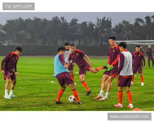 中国男足新任主帅亮相誓言带队重振雄风备战世界杯预选赛 中国男足新任主帅亮相誓言带队重振雄风备战世界杯预选赛