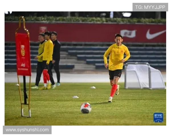 中国足球队备战世界杯预选赛 强化攻防配合助力冲击2026年世界杯梦想 中国足球队备战世界杯预选赛 强化攻防配合助力冲击2026年世界杯梦想