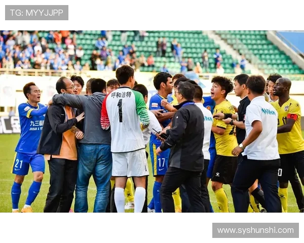 年轻前锋爆发助力球队逆转夺冠引发球迷热议与媒体关注热度持续攀升 年轻前锋爆发助力球队逆转夺冠引发球迷热议与媒体关注热度持续攀升