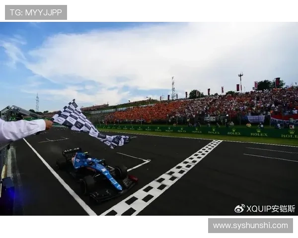 F1新赛季揭幕战悬念拉满多支车队竞争格局全面升级引发全球关注 F1新赛季揭幕战悬念拉满多支车队竞争格局全面升级引发全球关注