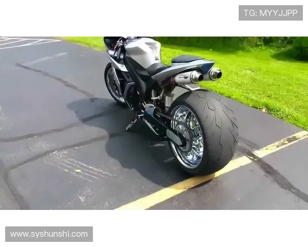 摩托车大奖赛最新动态 赛季争夺战愈加激烈 多名车手角逐世界冠军宝座